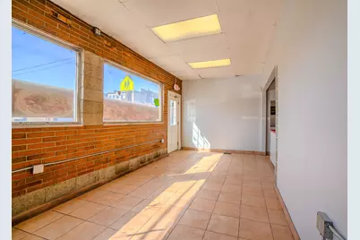 5938 W 16th Street, Cicero, IL 60804 - Photo 4