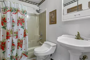 809 Thompson Ave, Winthrop Harbor, IL 60096 - Photo 12