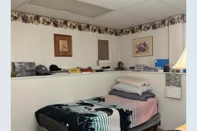 809 Thompson Avenue, Winthrop Harbor, IL 60096 - Photo 8