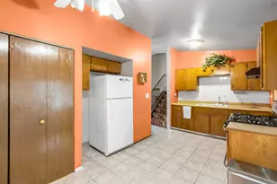 809 Thompson Ave, Winthrop Harbor, IL 60096 - Photo 10