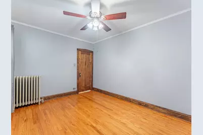 5248 W Wellington Avenue, Chicago, IL 60641 - Photo 12