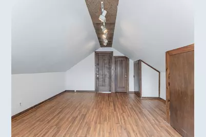 5248 W Wellington Avenue, Chicago, IL 60641 - Photo 18