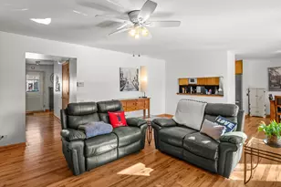 1923 Ozark Pkwy, Algonquin, IL 60102 - Photo 8