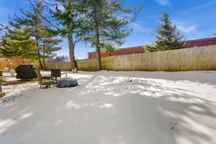 1923 Ozark Pkwy, Algonquin, IL 60102 - Photo 28