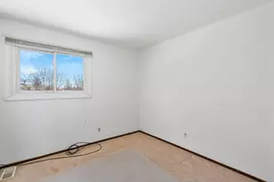 451 Yorkshire Sq, Bolingbrook, IL 60440 - Photo 16