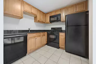 47 E Gant Circle #G, Streamwood, IL 60107 - Photo 6