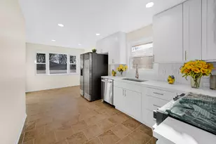 591 Paxton Ave, Calumet City, IL 60409 - Photo 14