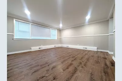 300 S Austin Boulevard #G, Oak Park, IL 60304 - Photo 2