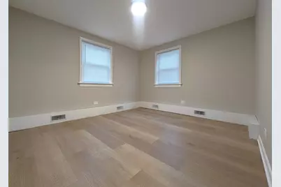 300 S Austin Boulevard #G, Oak Park, IL 60304 - Photo 8