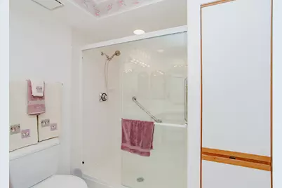 7120 N Milwaukee Avenue #706, Niles, IL 60714 - Photo 14