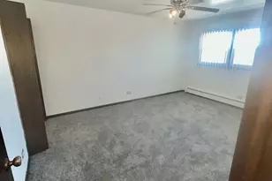 1601 Downs Dr, Calumet City, IL 60409 - Photo 16