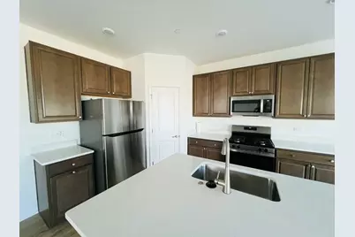 128 Henderson Street, Oswego, IL 60543 - Photo 4