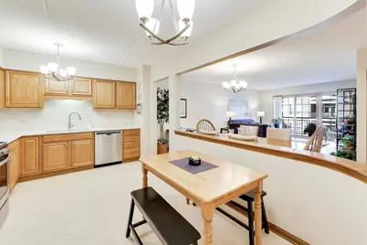 200 W Campbell Street #608, Arlington Heights, IL 60005 - Photo 10