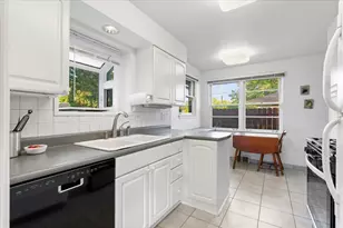 4443 Church St, Skokie, IL 60076 - Photo 8