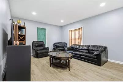 527 Jackson Street, Aurora, IL 60505 - Photo 18