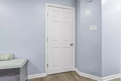 527 Jackson Street, Aurora, IL 60505 - Photo 16