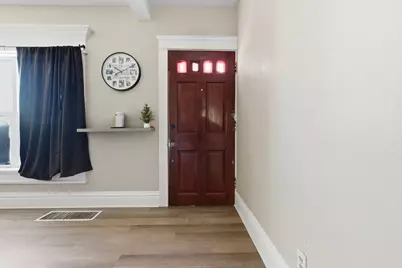 527 Jackson Street, Aurora, IL 60505 - Photo 6