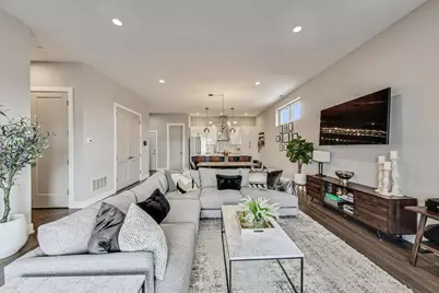 2341 W Chicago Avenue #2F, Chicago, IL 60622 - Photo 2