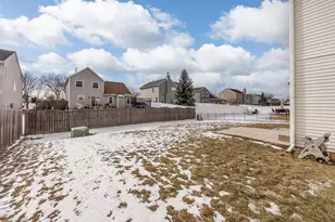 631 Kingsbrooke Crossing, Bolingbrook, IL 60440 - Photo 36