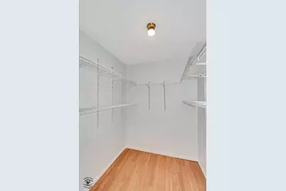 [Address not provided], Carol Stream, IL 60188 - Photo 20