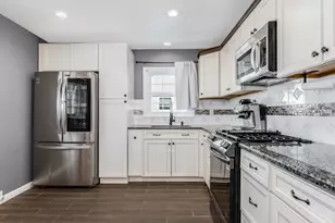 724 Echo Ave, Romeoville, IL 60446 - Photo 4