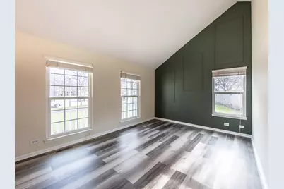 135 Seton Creek Drive, Oswego, IL 60543 - Photo 6