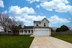 135 Seton Creek Dr, Oswego, IL 60543 - Photo 2