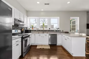 4817 S Evans Ave, Chicago, IL 60615 - Photo 6