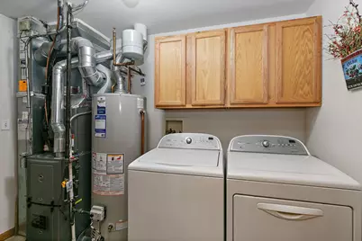 2920 Langston Circle #2920, Saint Charles, IL 60175 - Photo 12