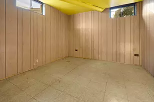 851 N Grove Ave, Elgin, IL 60120 - Photo 20