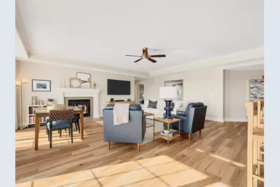 10735 Clocktower Drive #503, Countryside, IL 60525 - Photo 6