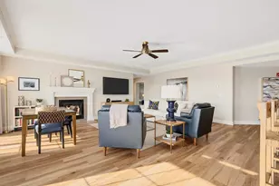 10735 Clock Tower Dr, Countryside, IL 60525 - Photo 6