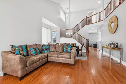 1507 Legacy Pointe Boulevard, Joliet, IL 60431 - Photo 2