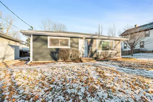 300 N Garfield St, Hinckley, IL 60520 - Photo 2