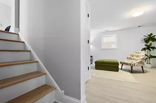 9313 S 82nd Ct, Hickory Hills, IL 60457 - Photo 18