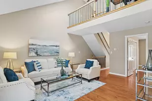 1550 N Dartmoor Ave, Palatine, IL 60067 - Photo 4