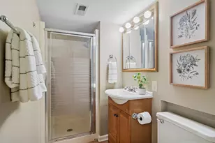 1550 N Dartmoor Ave, Palatine, IL 60067 - Photo 18