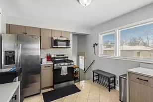 7424 Crawford Ave, Skokie, IL 60076 - Photo 10