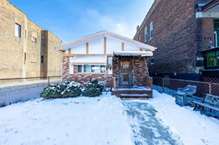 641 W 54th Pl, Chicago, IL 60609 - Photo 1