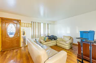 641 W 54th Pl, Chicago, IL 60609 - Photo 2