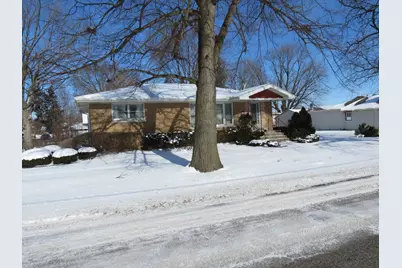 120 E 6 Th Streets, Momence, IL 60954 - Photo 2
