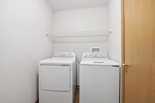 379 Stone Hollow Dr, Poplar Grove, IL 61065 - Photo 24