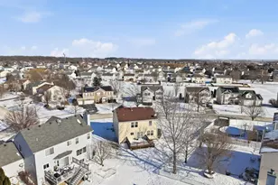 379 Stone Hollow Dr, Poplar Grove, IL 61065 - Photo 6