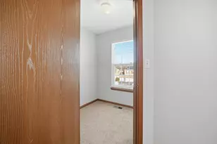 379 Stone Hollow Dr, Poplar Grove, IL 61065 - Photo 32