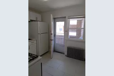 907 Austin Street #2, Evanston, IL 60202 - Photo 4