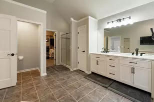 527 Ridgelawn Trail, Batavia, IL 60510 - Photo 16