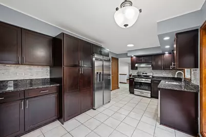 1008 S Beechwood Drive, Mount Prospect, IL 60056 - Photo 6