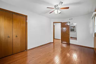 1008 S Beechwood Dr, Mount Prospect, IL 60056 - Photo 16