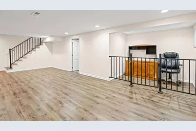 1008 S Beechwood Drive, Mount Prospect, IL 60056 - Photo 26