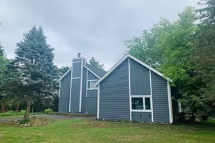 521 N Sharon Dr, Woodstock, IL 60098 - Photo 2